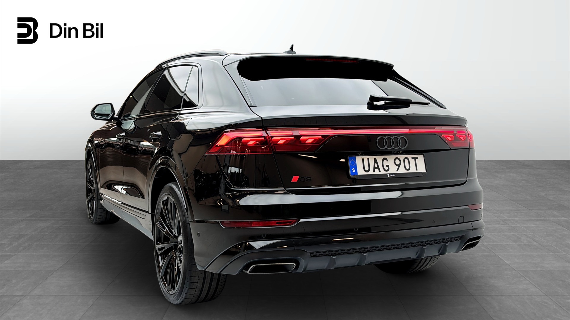 Audi Q8 TFSI e UAG90T