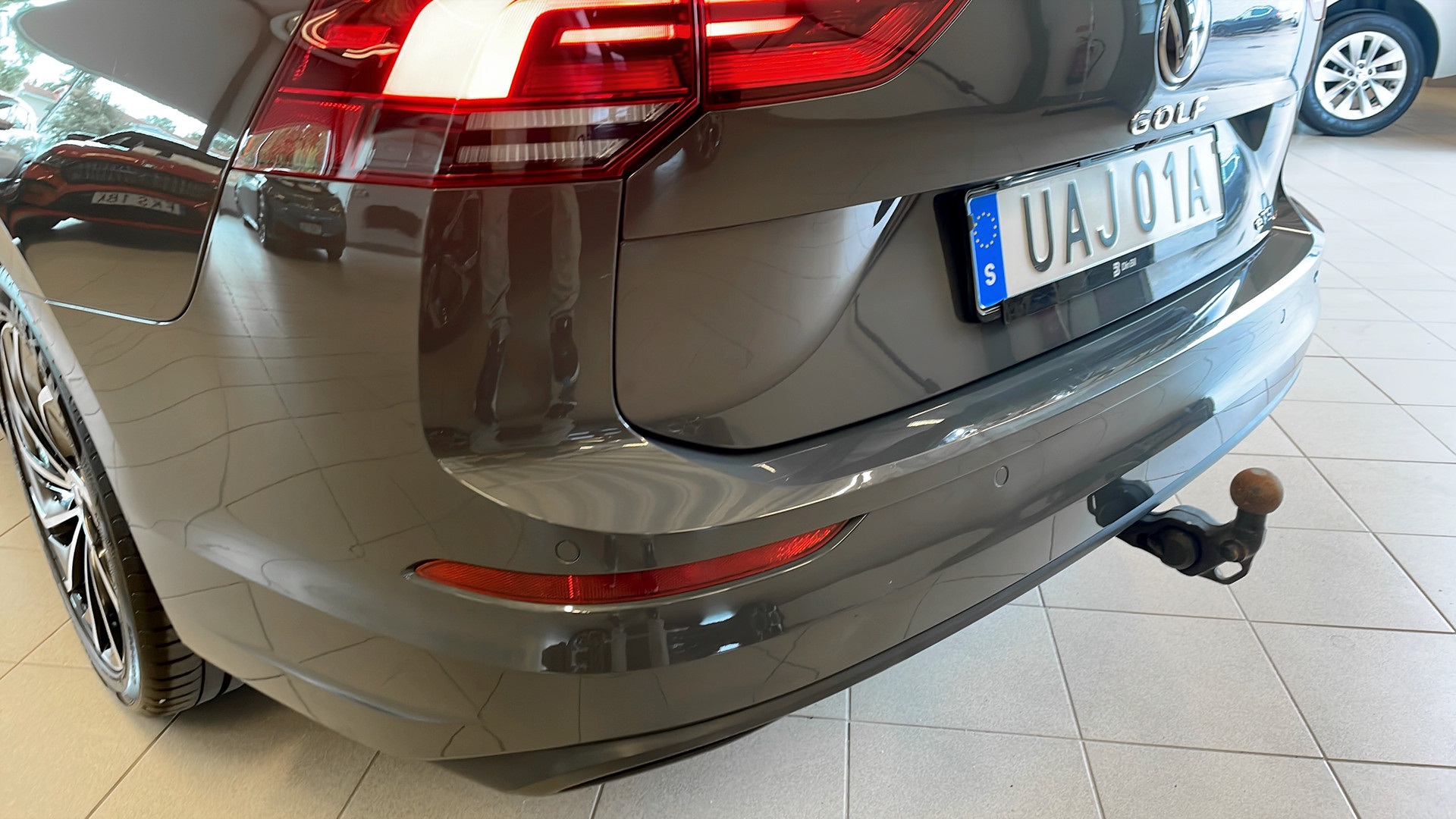 Volkswagen Golf UAJ01A