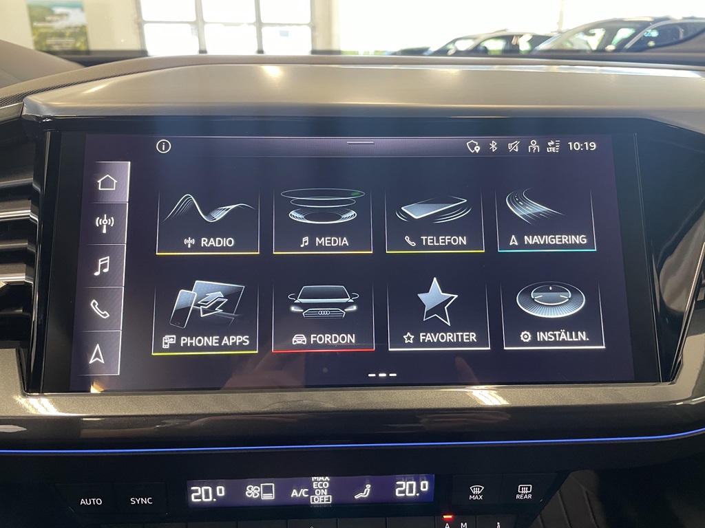 Audi Q4 Sportback e-tron UAR25R