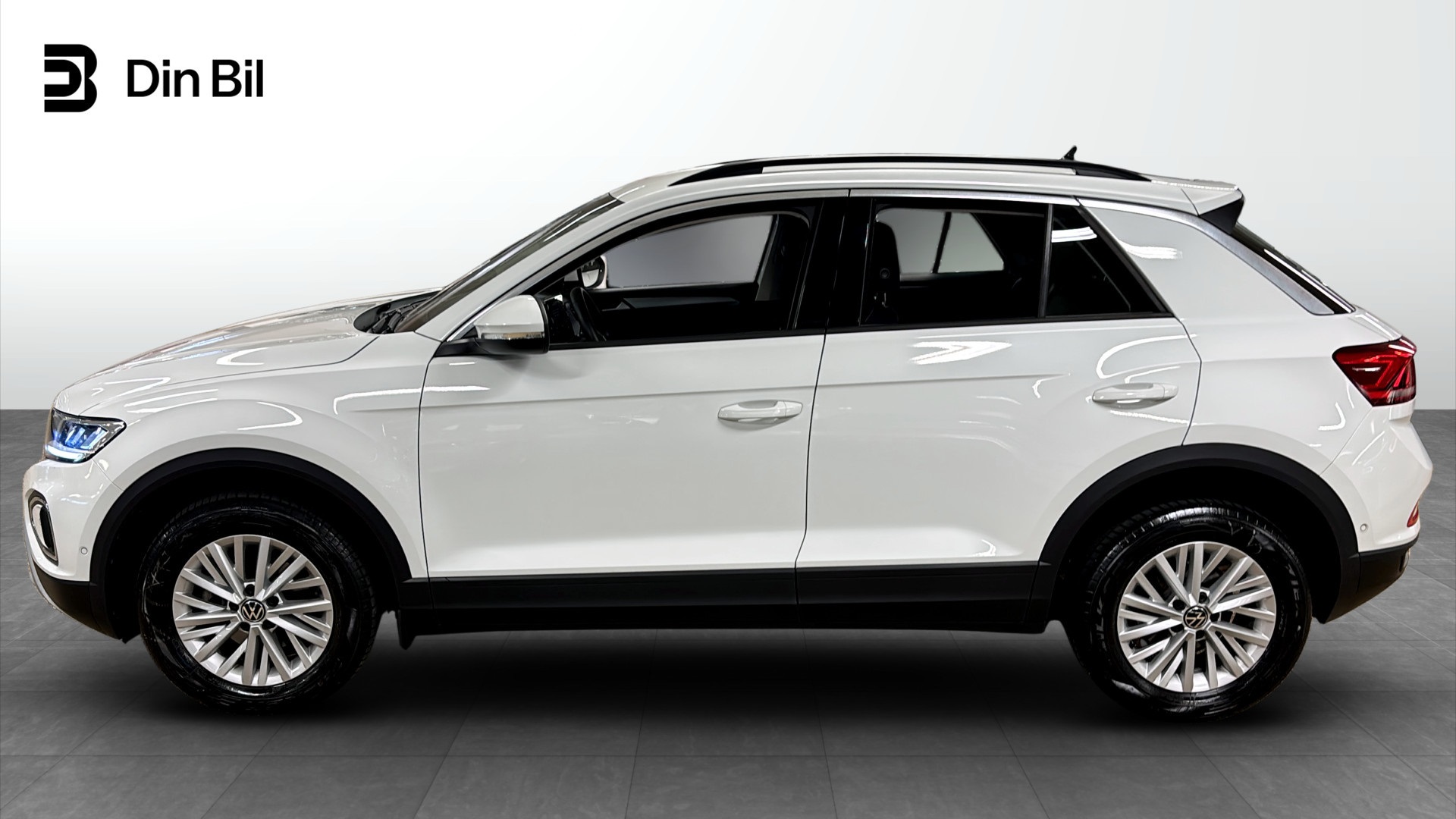 Volkswagen T-Roc UBD08J