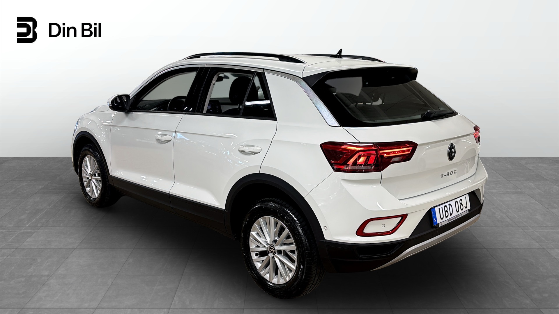 Volkswagen T-Roc UBD08J
