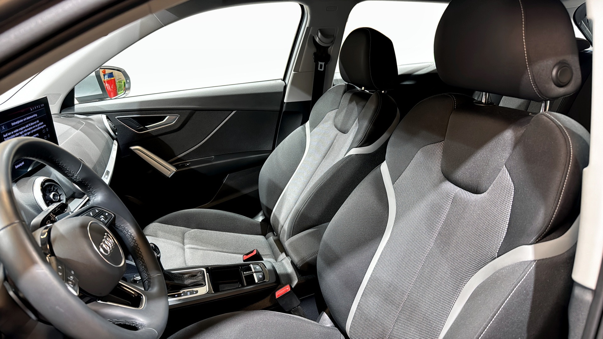 Audi Q2 UBM27T