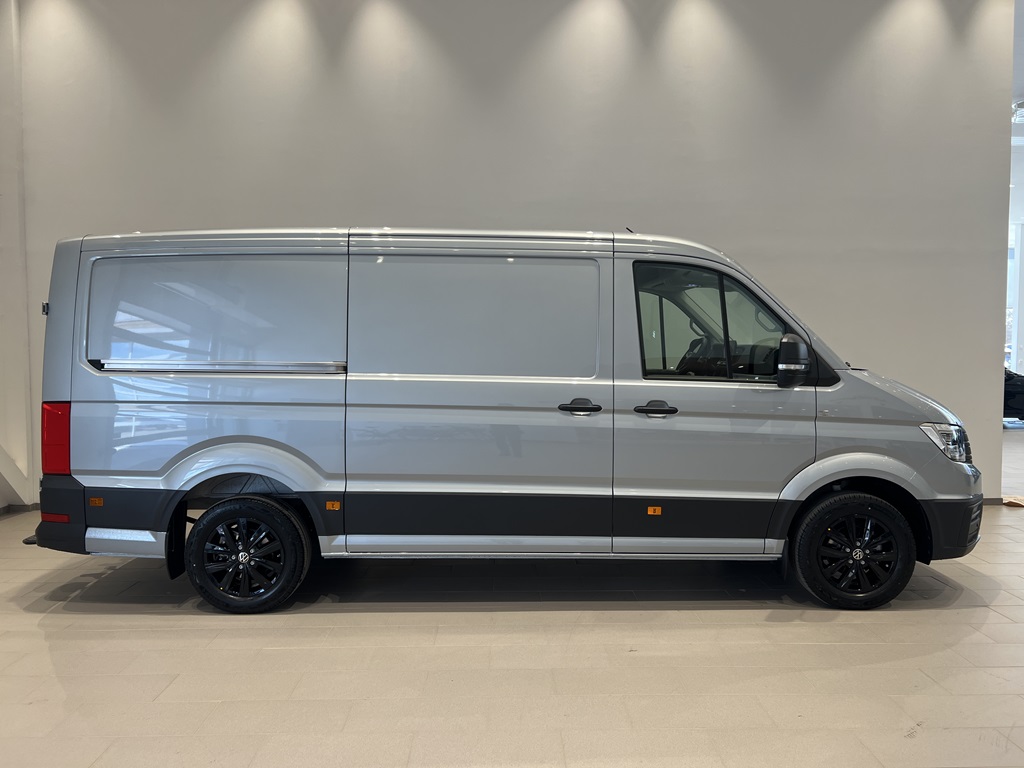 Volkswagen Crafter Skåp kort hjulbas UBR91G