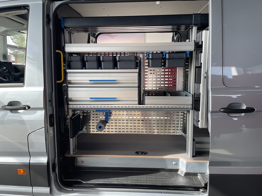 Volkswagen Crafter Skåp kort hjulbas UBR91G
