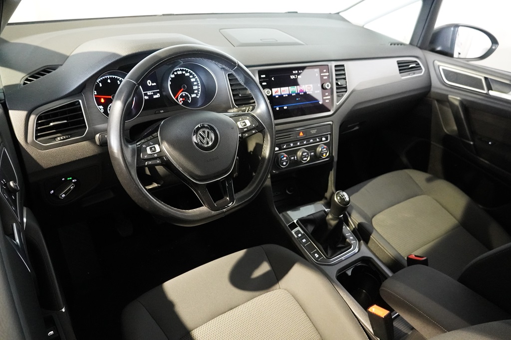 Volkswagen Golf Sportsvan UBT87K