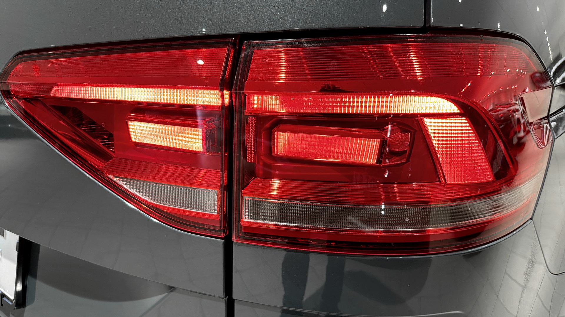 Volkswagen Touran UCH09F