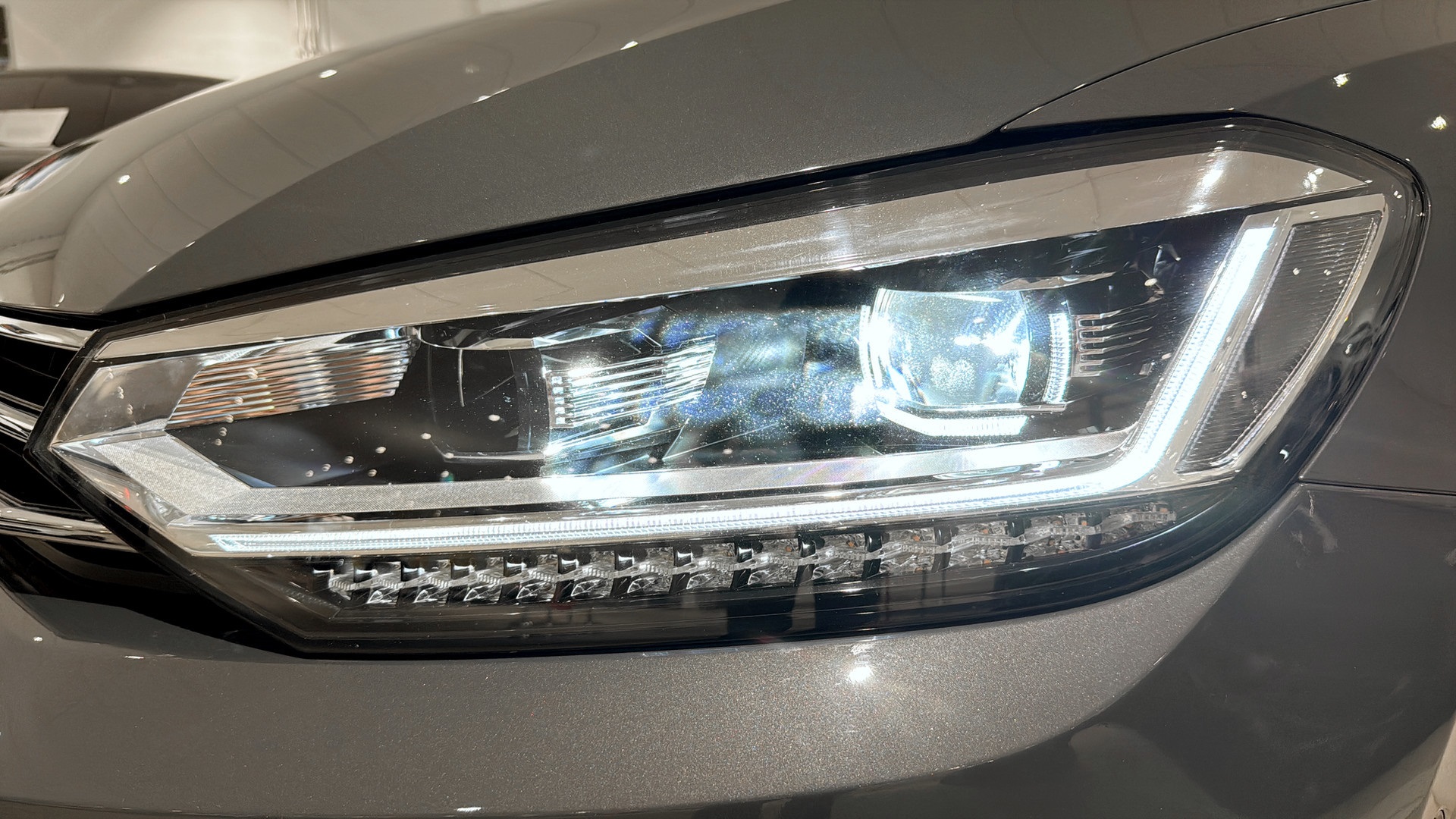 Volkswagen Touran UCH09F
