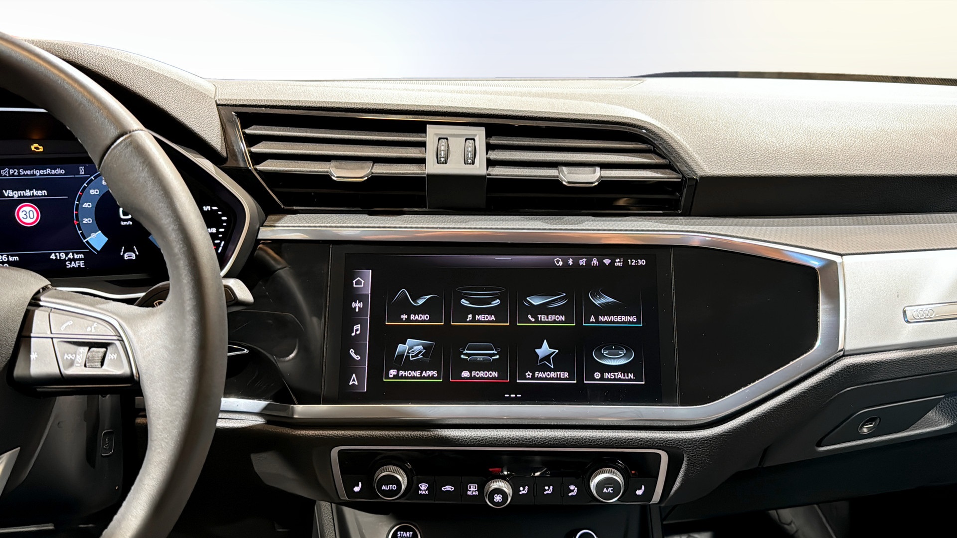 Audi Q3 UCN26J