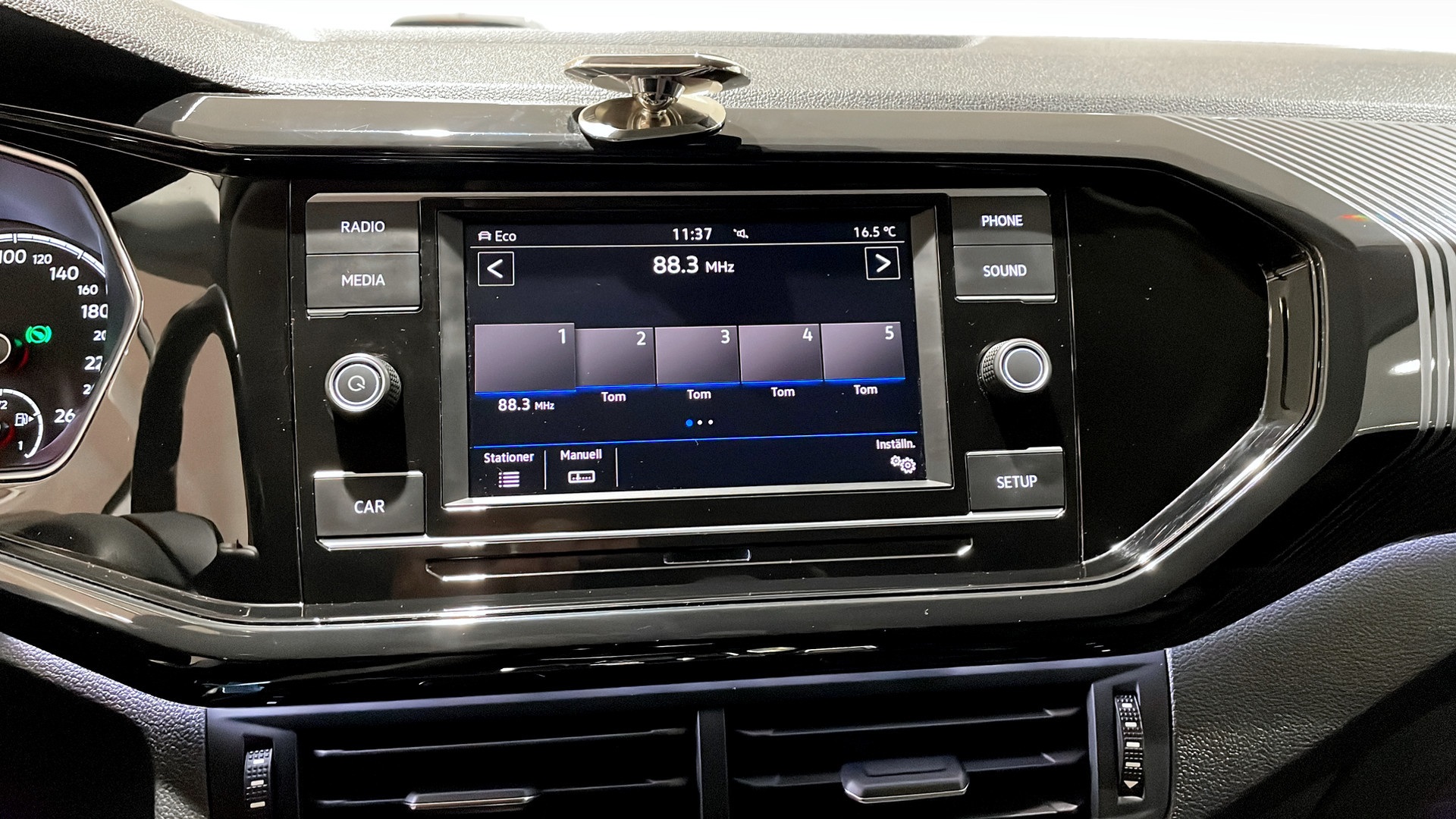 Volkswagen T-Cross UDC69U