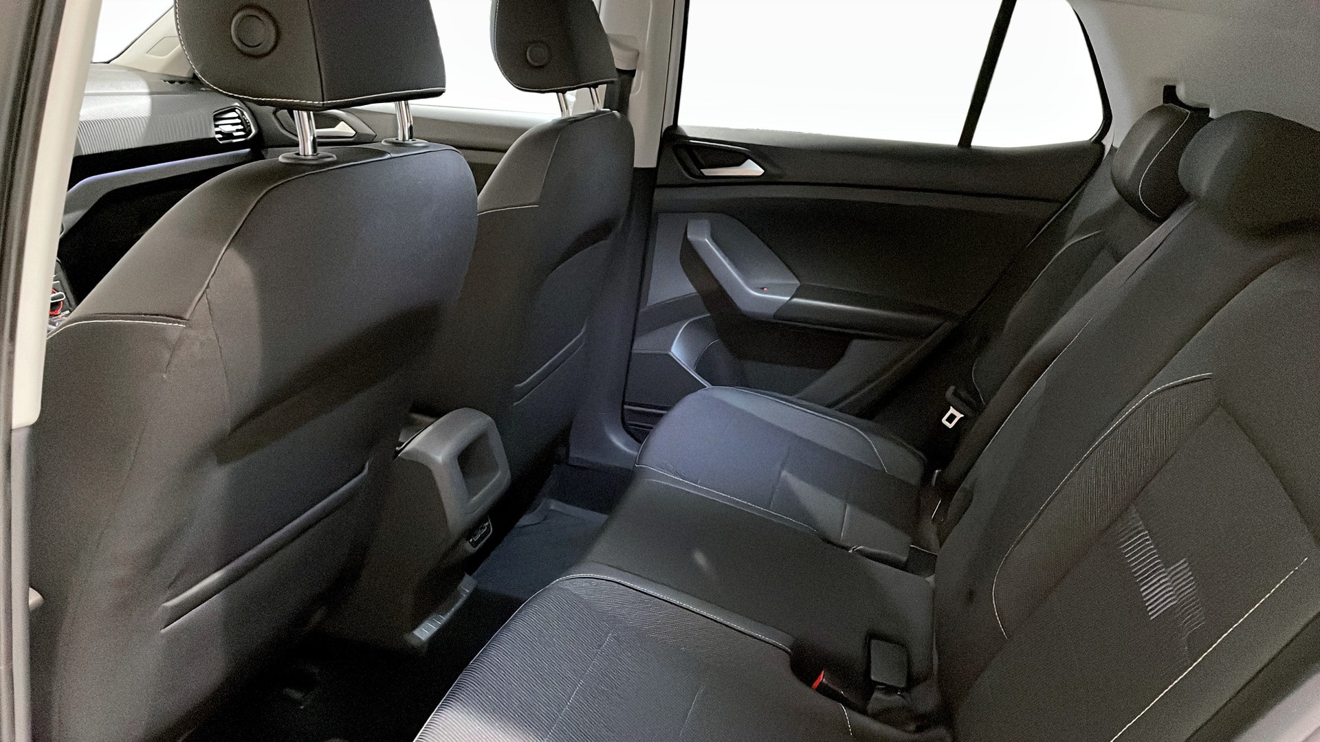 Volkswagen T-Cross UDC69U