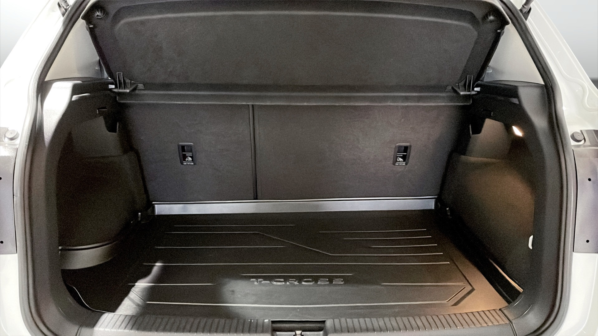 Volkswagen T-Cross UDC69U