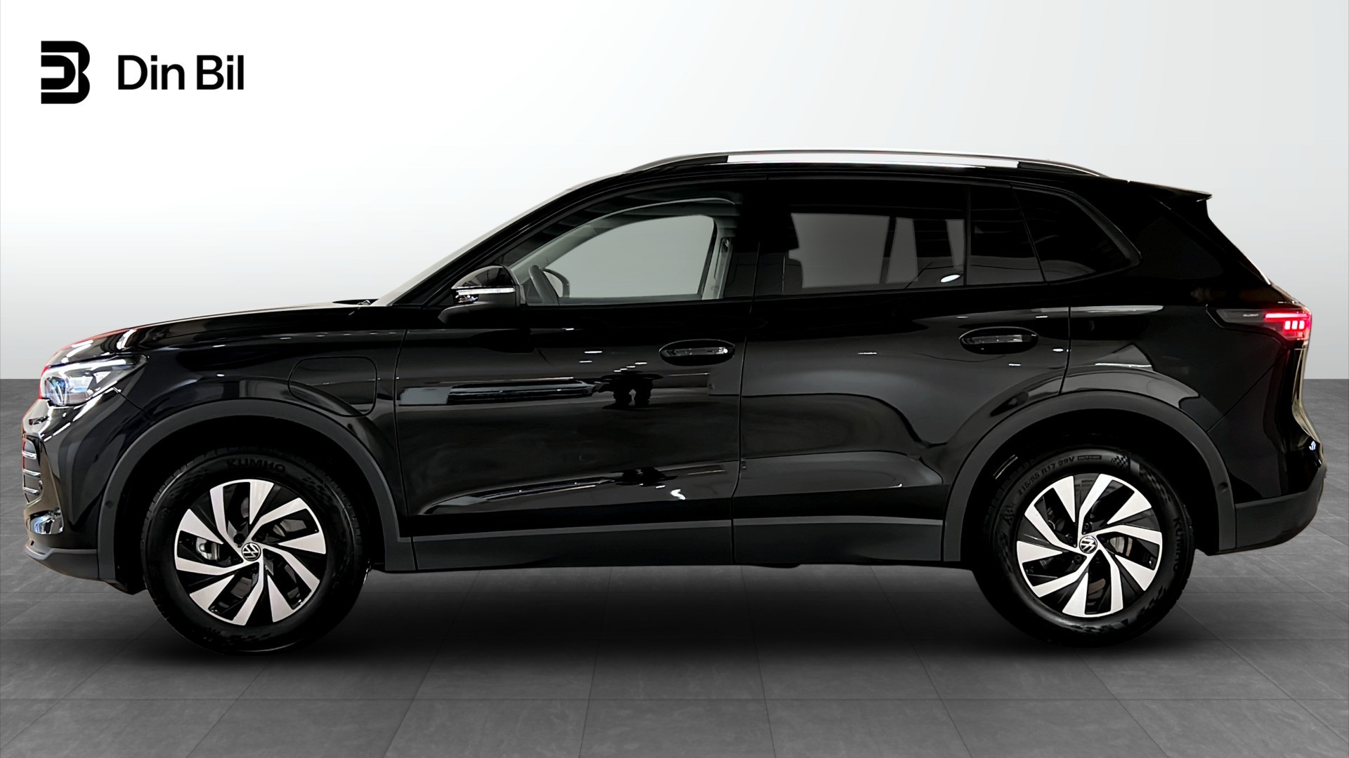 Volkswagen Tiguan UDH10M