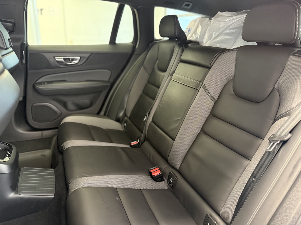 Volvo V60 UDL38T
