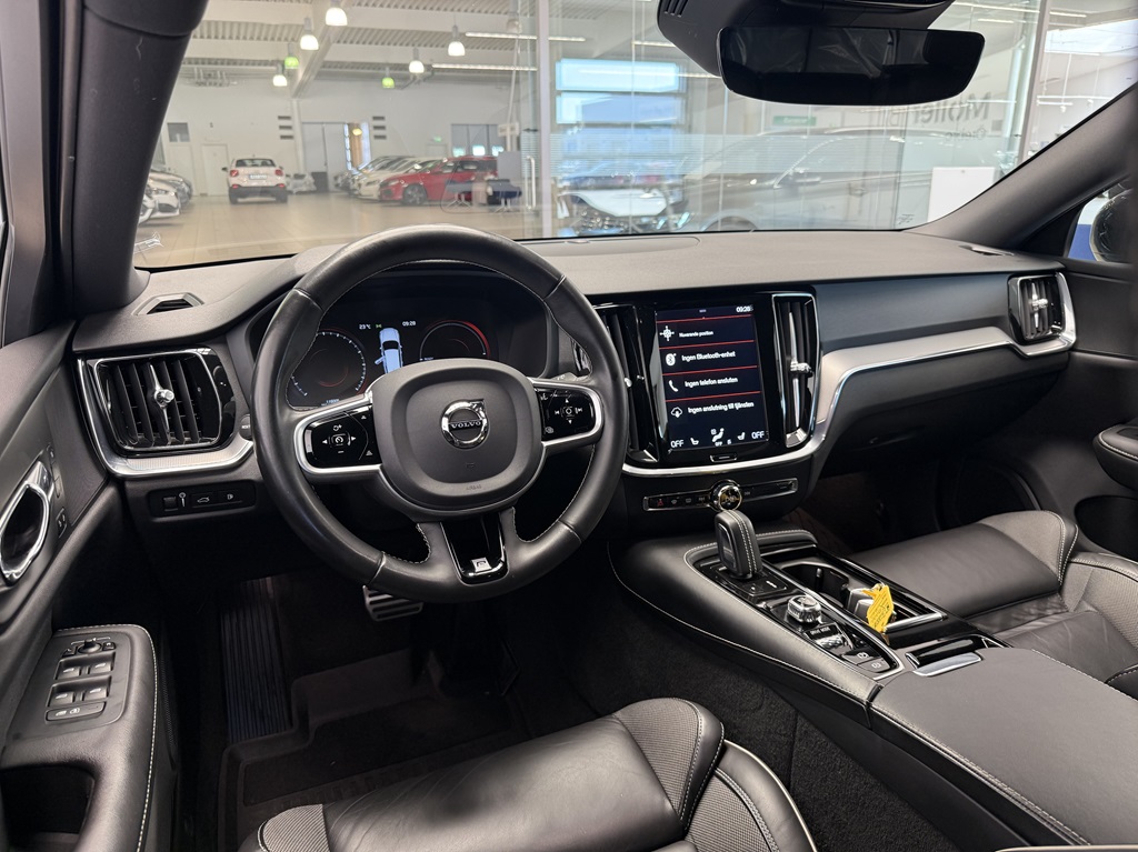 Volvo V60 UDL38T