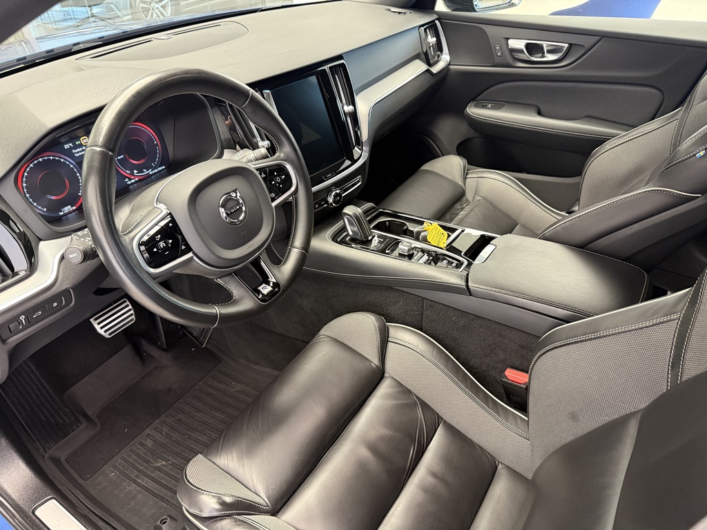 Volvo V60 UDL38T