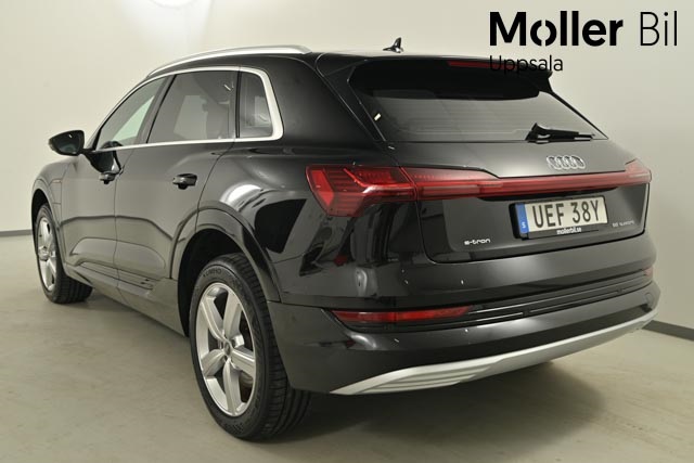 Audi e-tron UEF38Y