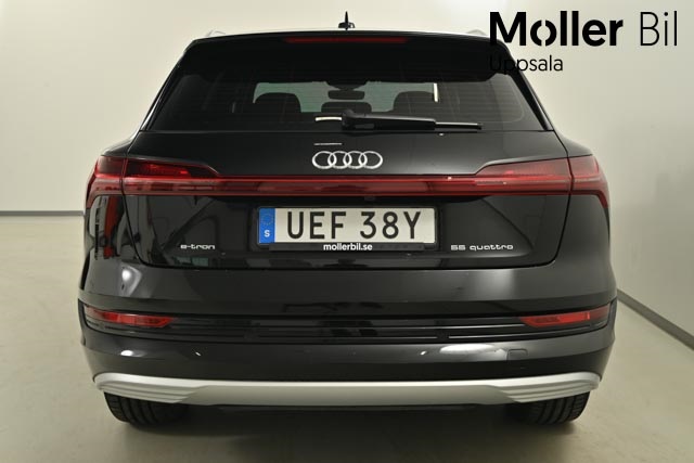 Audi e-tron UEF38Y