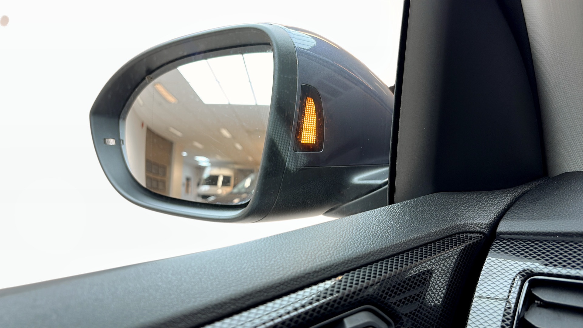 Volkswagen T-Cross UEG64P