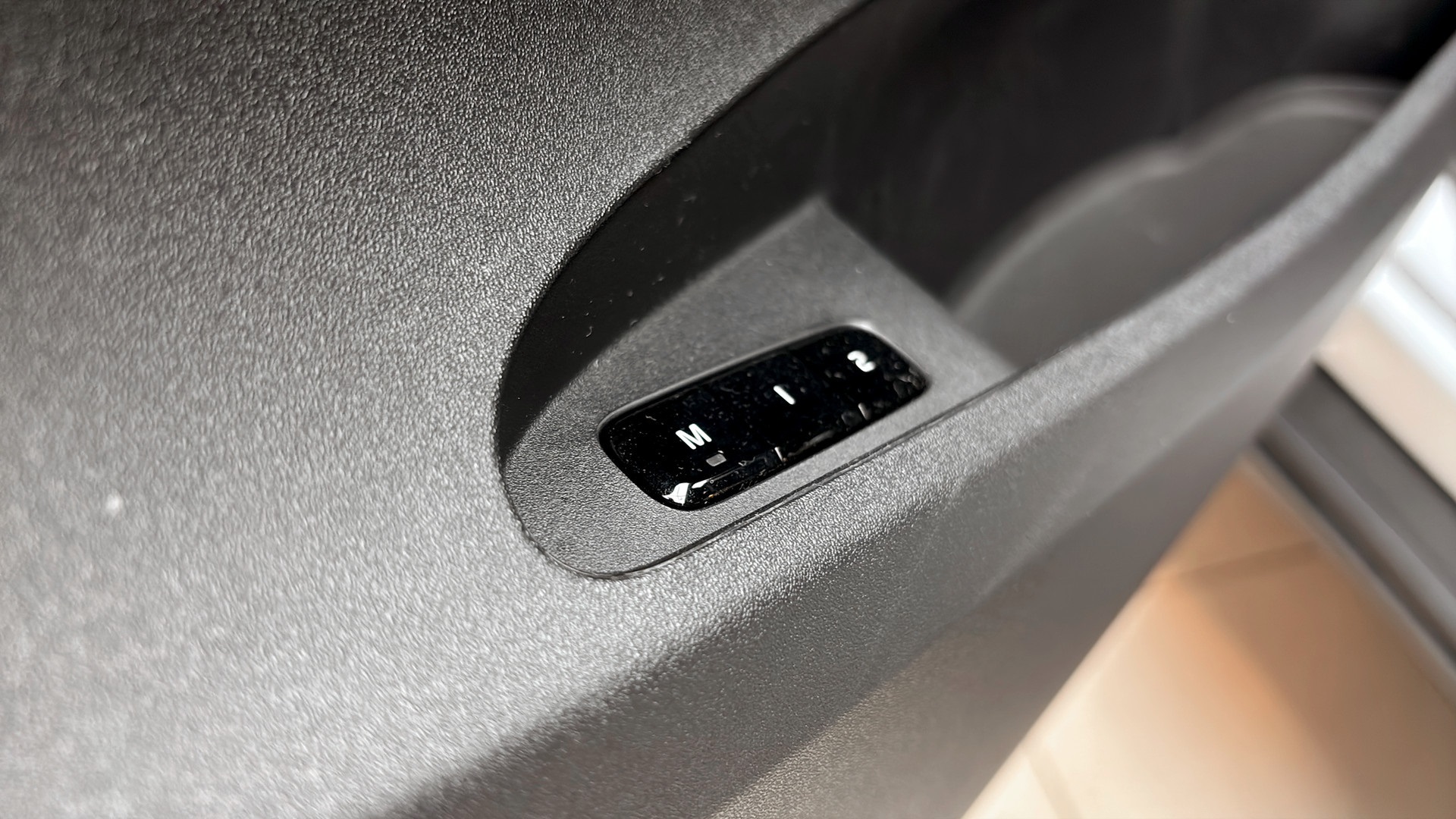 Polestar 2 UEG99A
