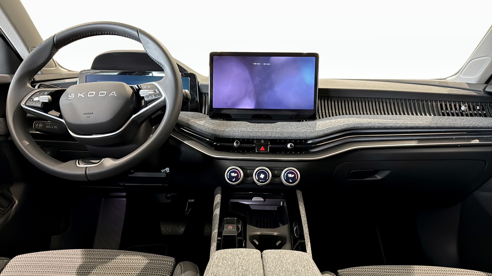 Skoda Superb UEM91H