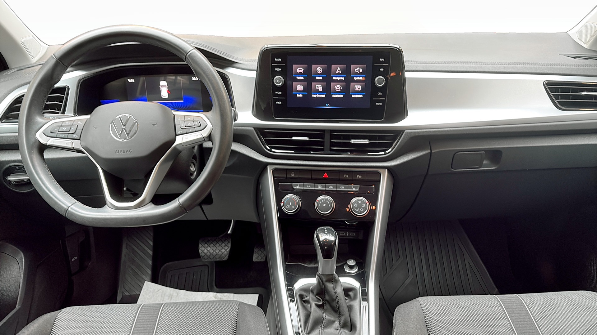 Volkswagen T-Roc UER08A