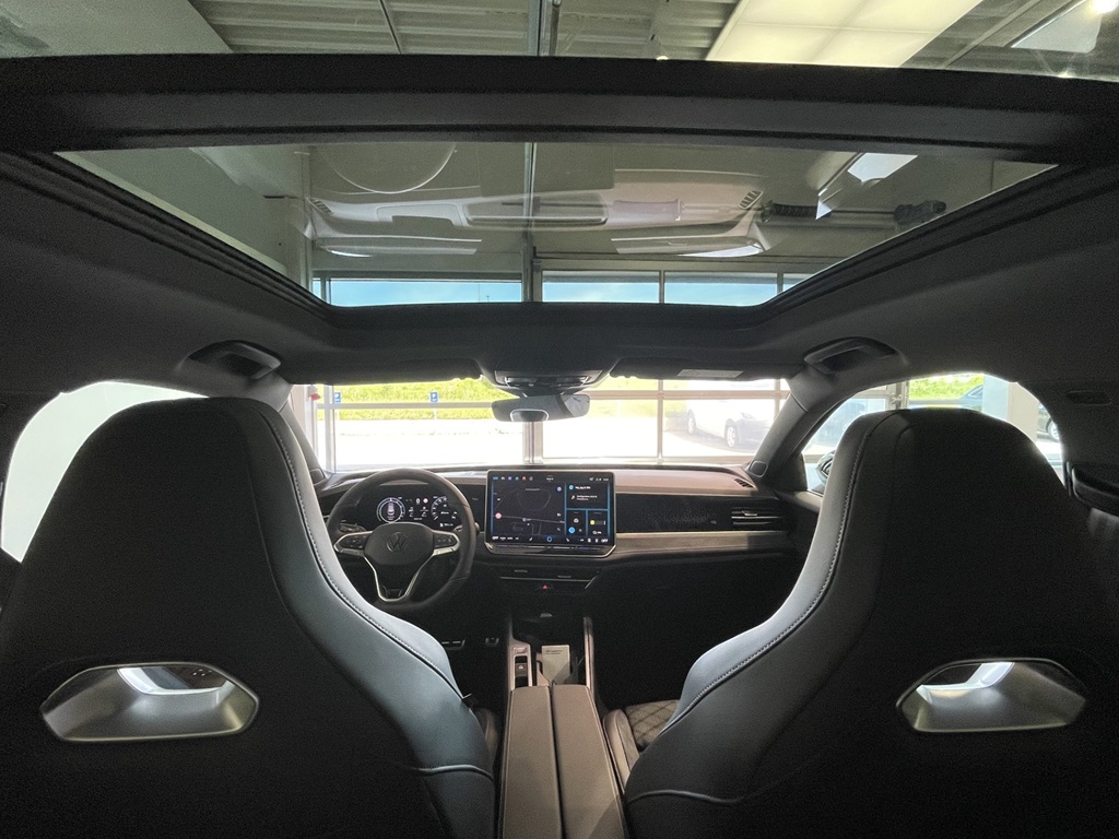 Volkswagen Passat UFB52Z
