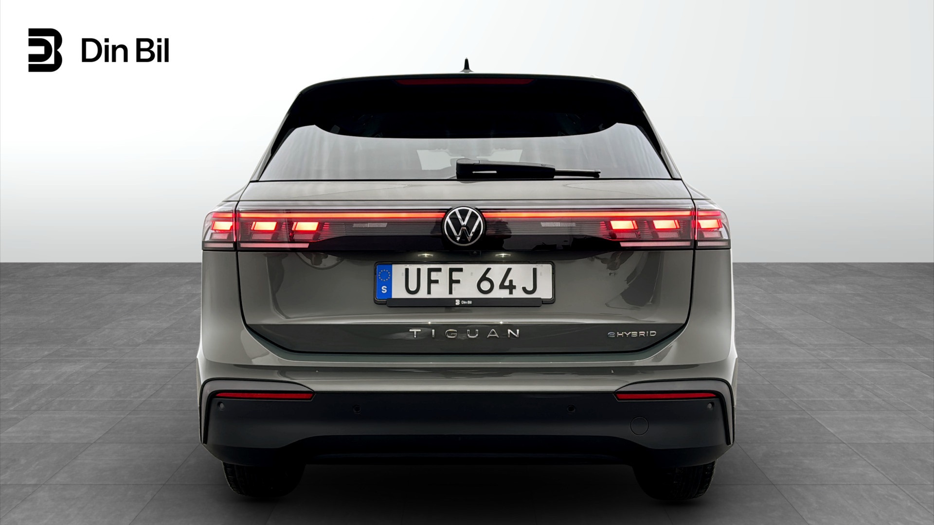 Volkswagen Tiguan UFF64J