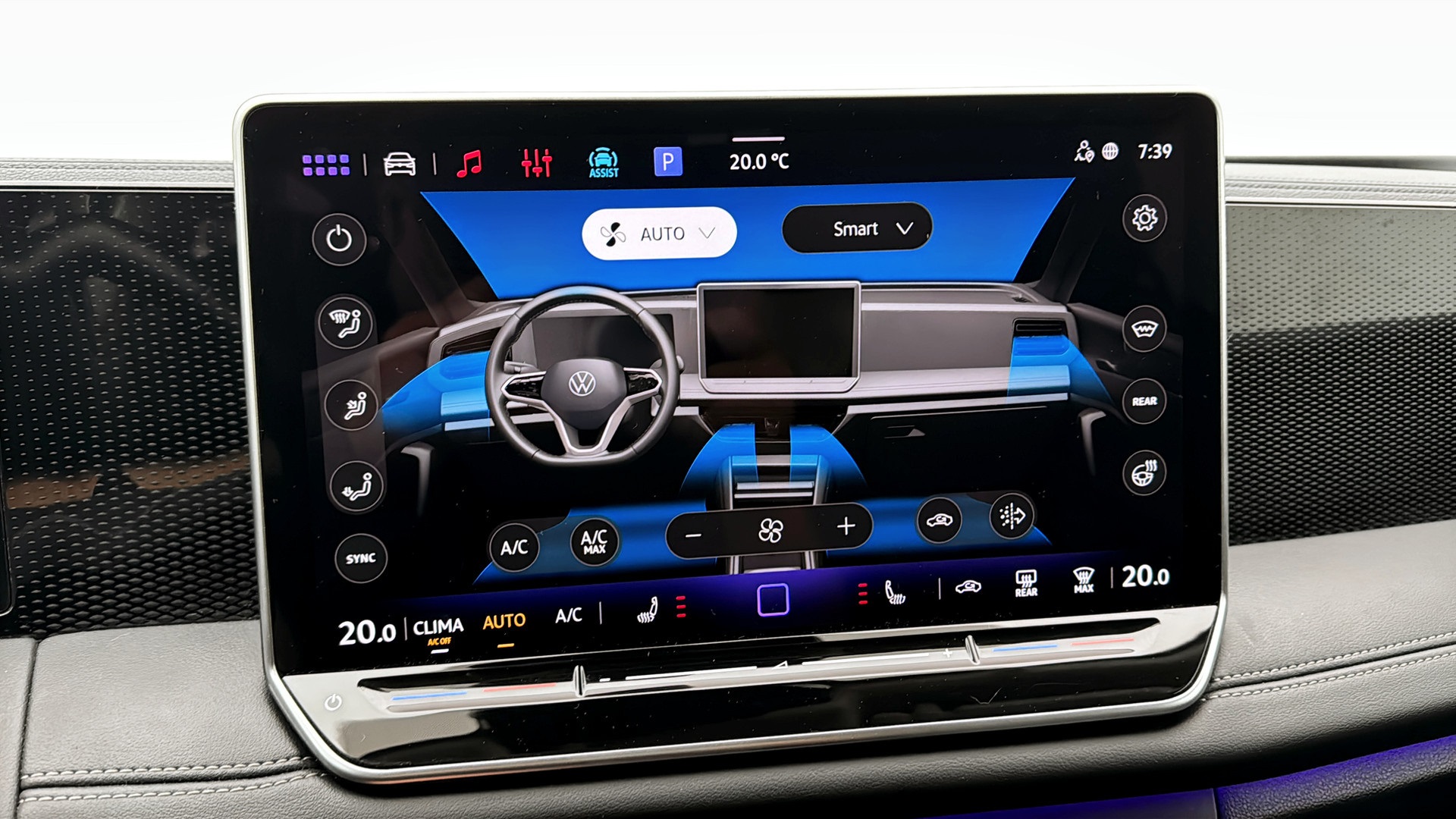 Volkswagen Tiguan UFF64J