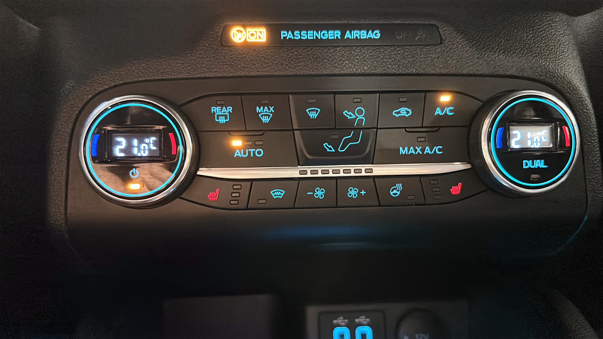 Ford Kuga UFY17M