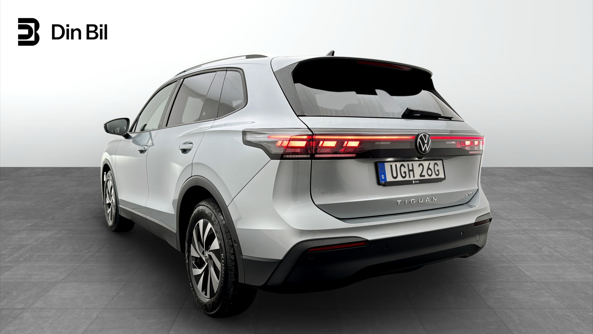 Volkswagen Tiguan UGH26G