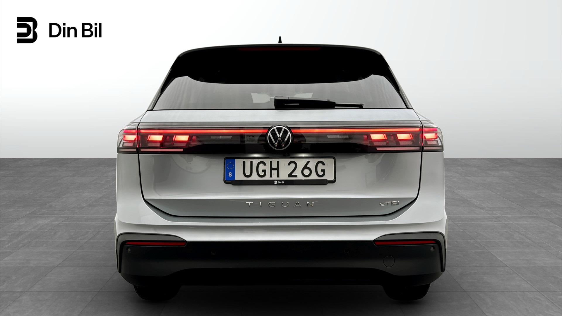 Volkswagen Tiguan UGH26G