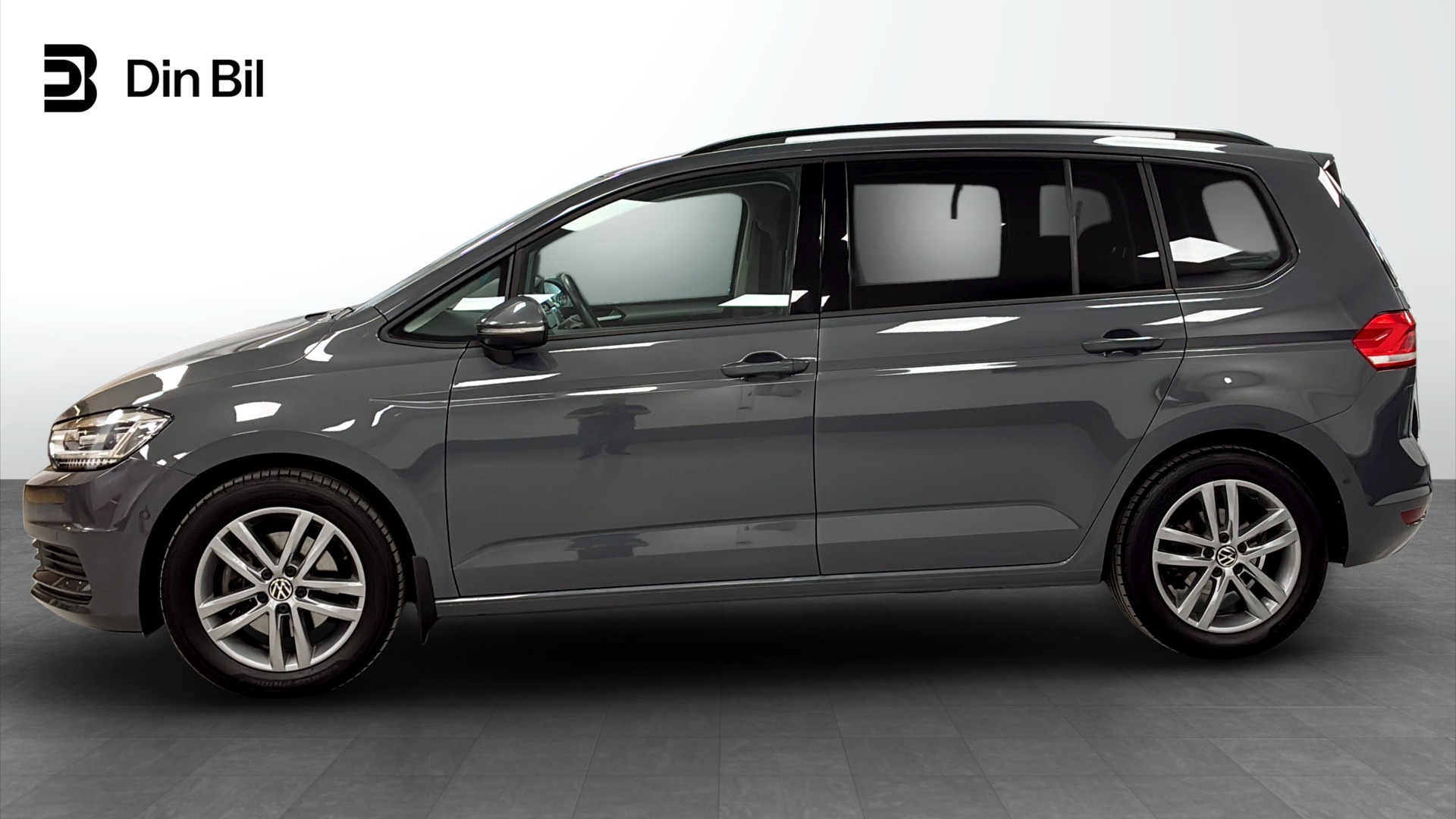Volkswagen Touran UGH91F