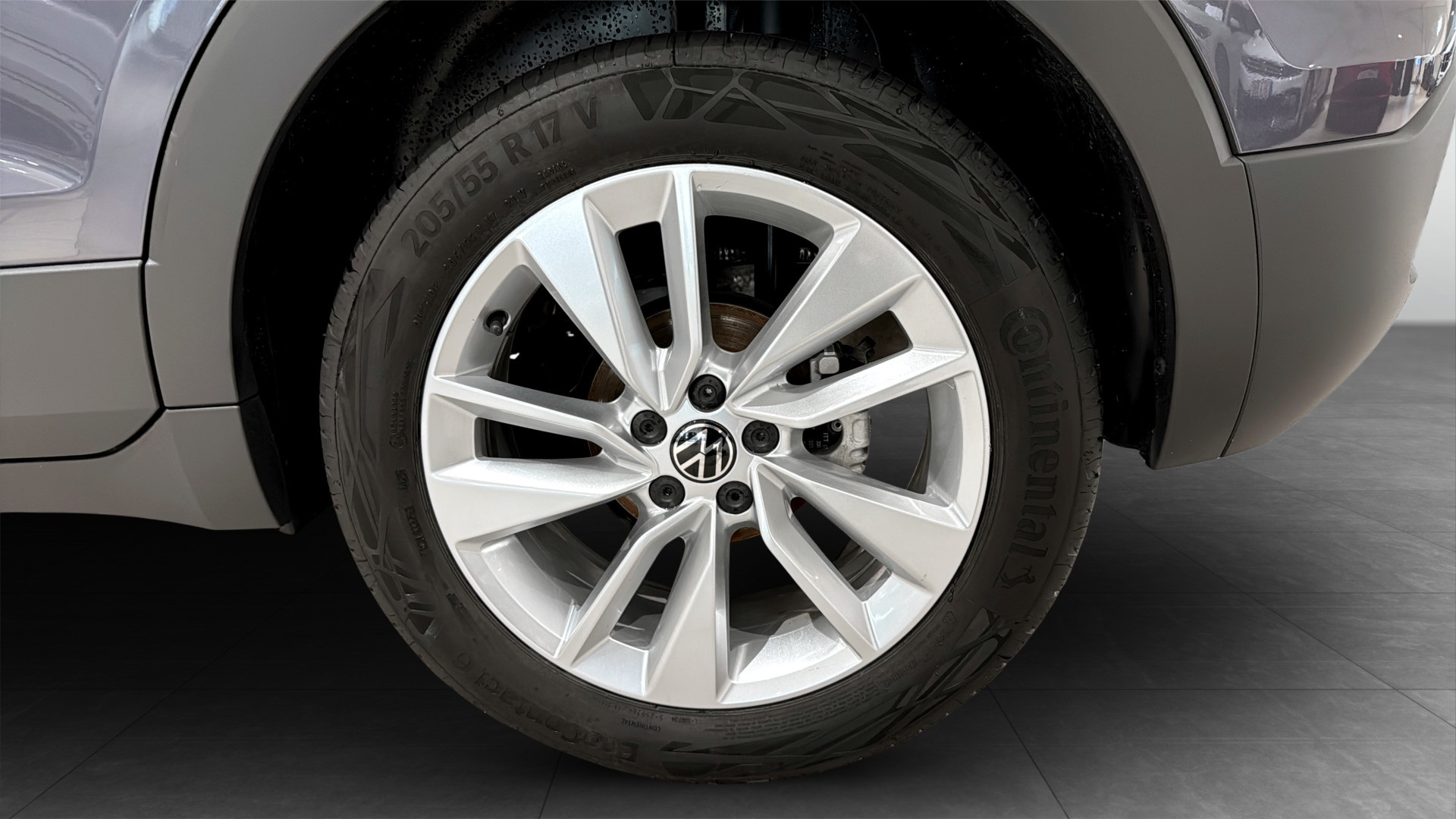 Volkswagen T-Cross UHB09X