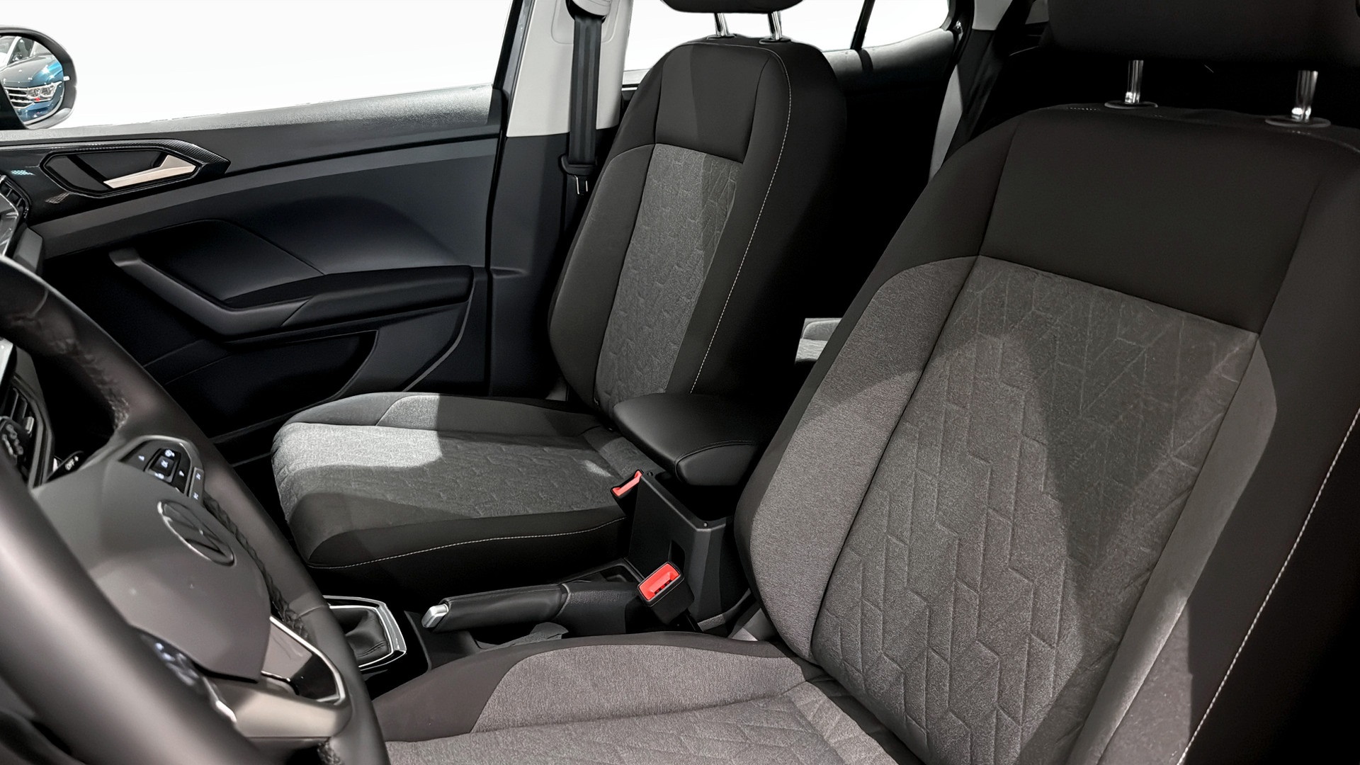 Volkswagen T-Cross UHB09X