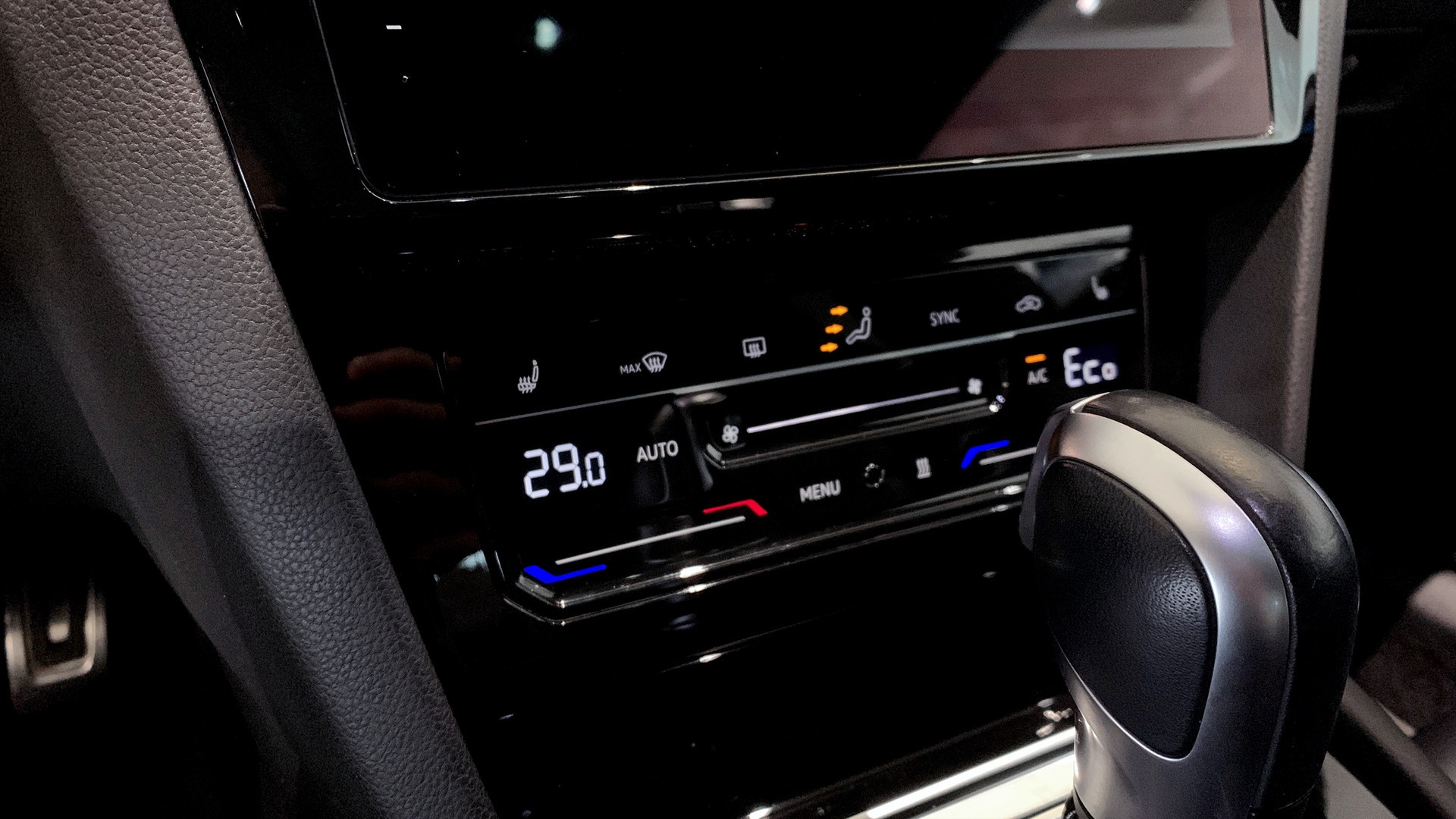 Volkswagen Arteon Shooting Brake UHC17T