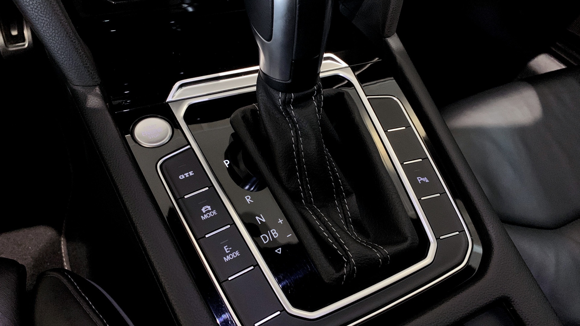 Volkswagen Arteon Shooting Brake UHC17T