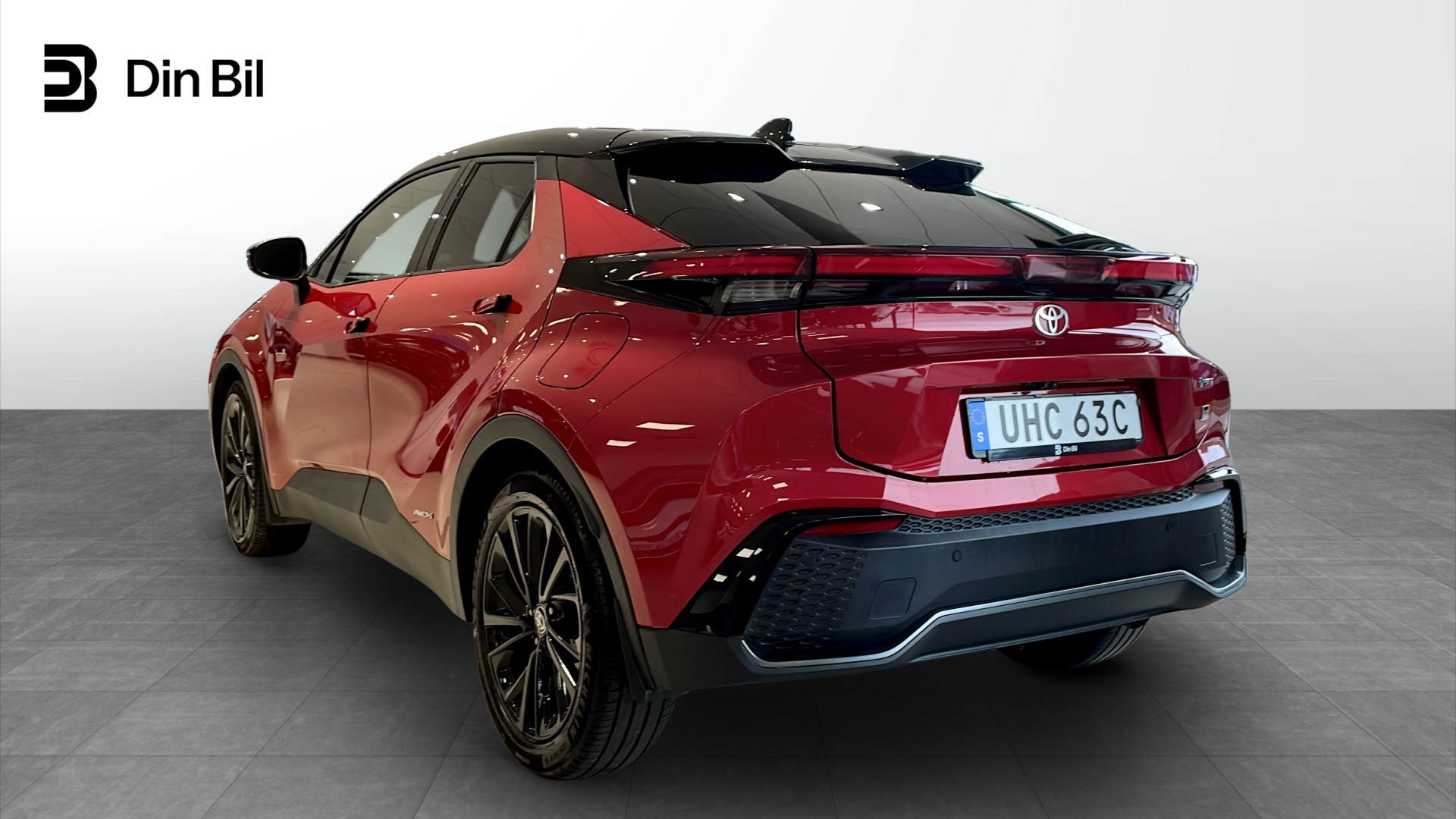 Toyota C-HR UHC63C