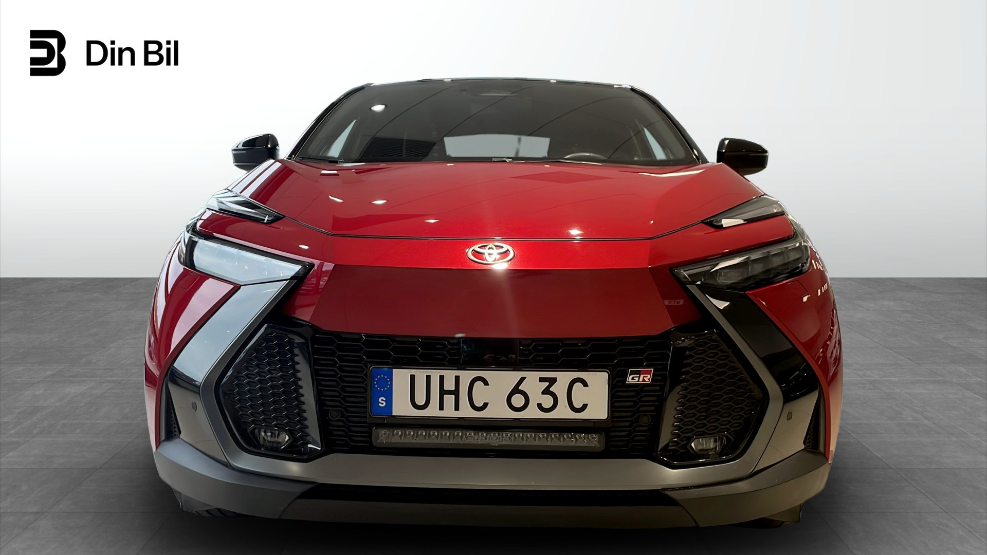Toyota C-HR UHC63C