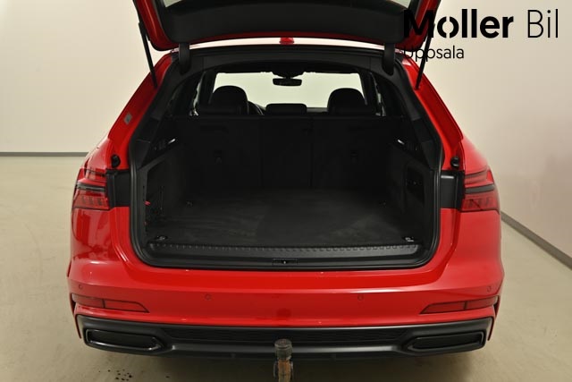 Audi A6 Avant UHH79W