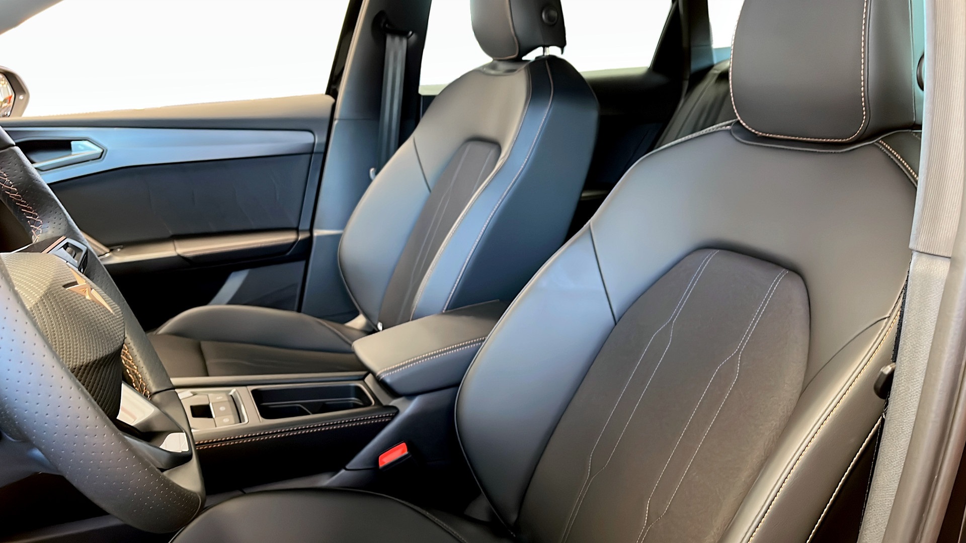 CUPRA Leon Sportstourer UHW04Z