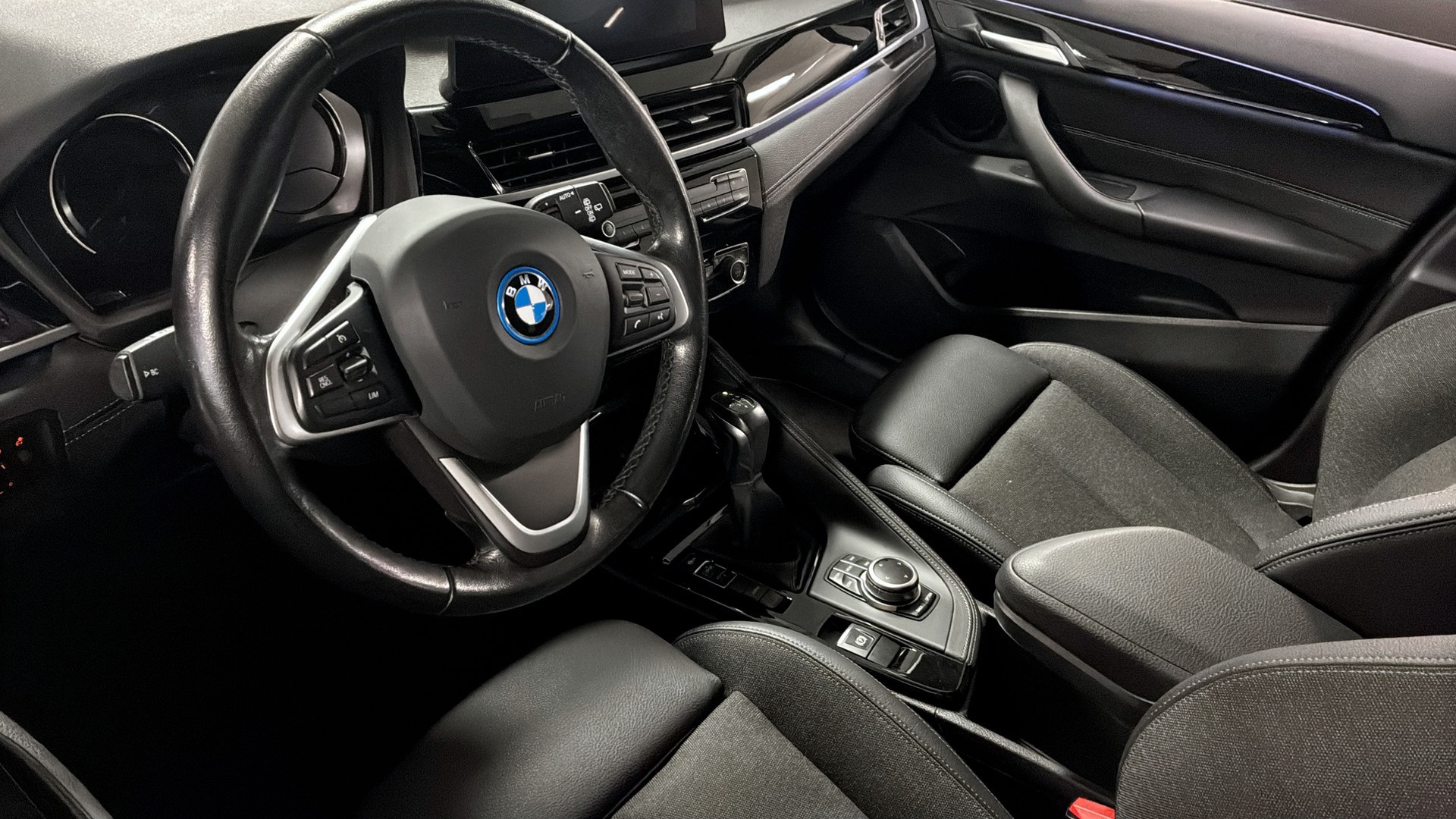 BMW X1 UJH69M