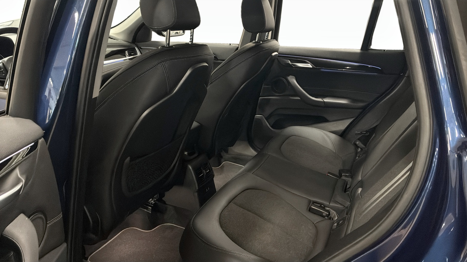 BMW X1 UJH69M