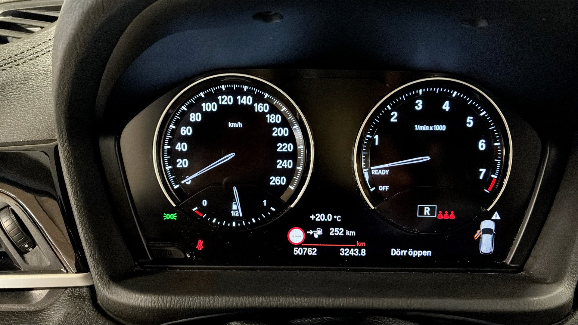 BMW X1 UJH69M