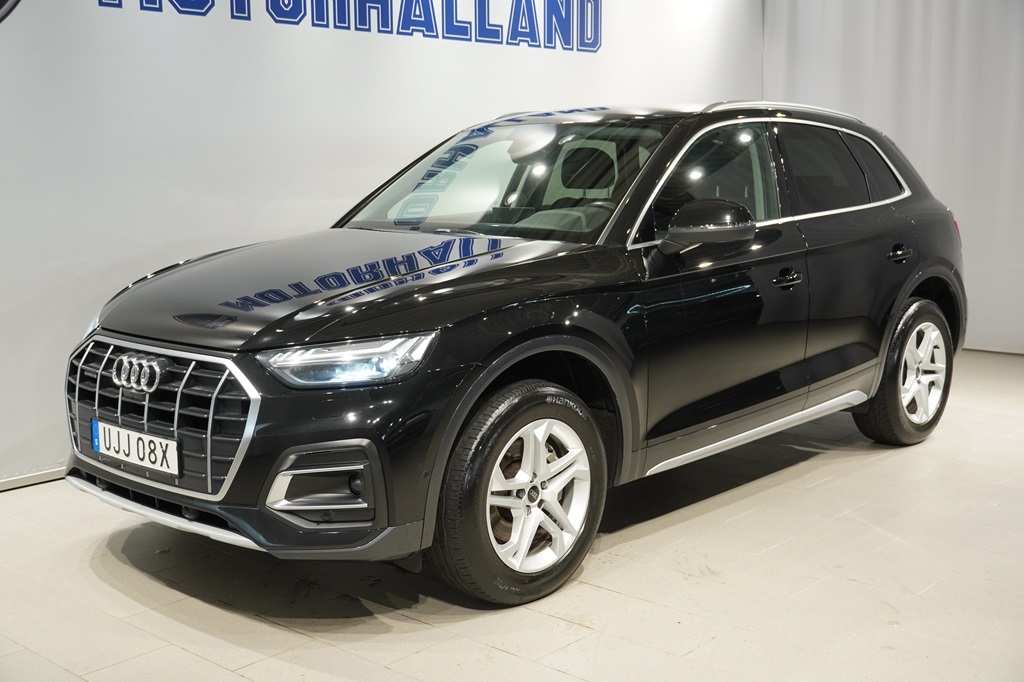Audi Q5 UJJ08X