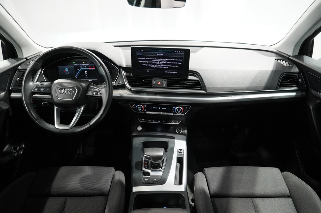 Audi Q5 UJJ08X