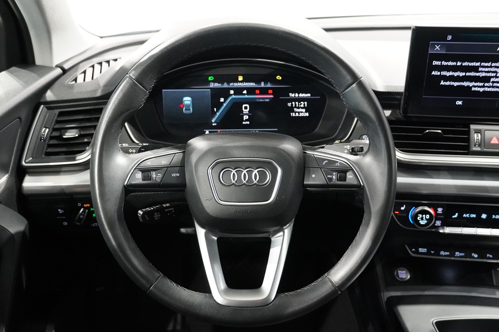 Audi Q5 UJJ08X