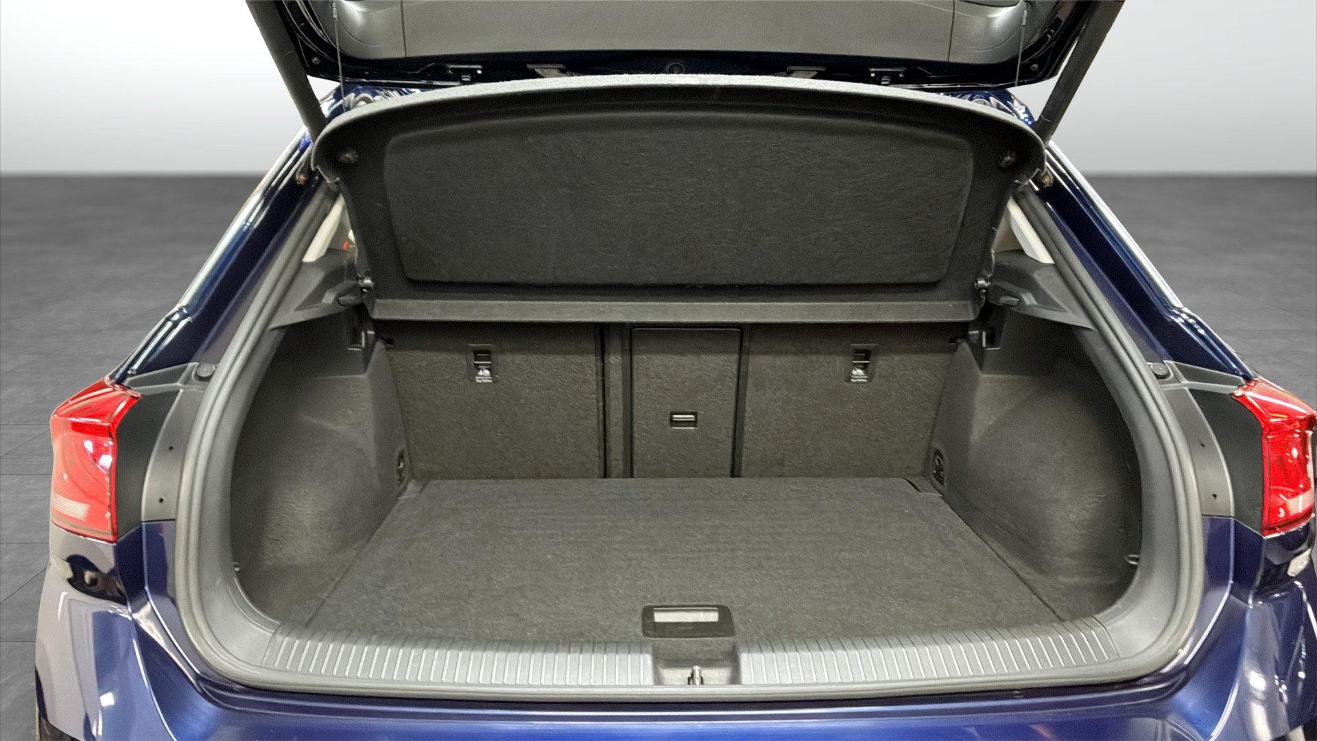 Volkswagen T-Roc UJL050