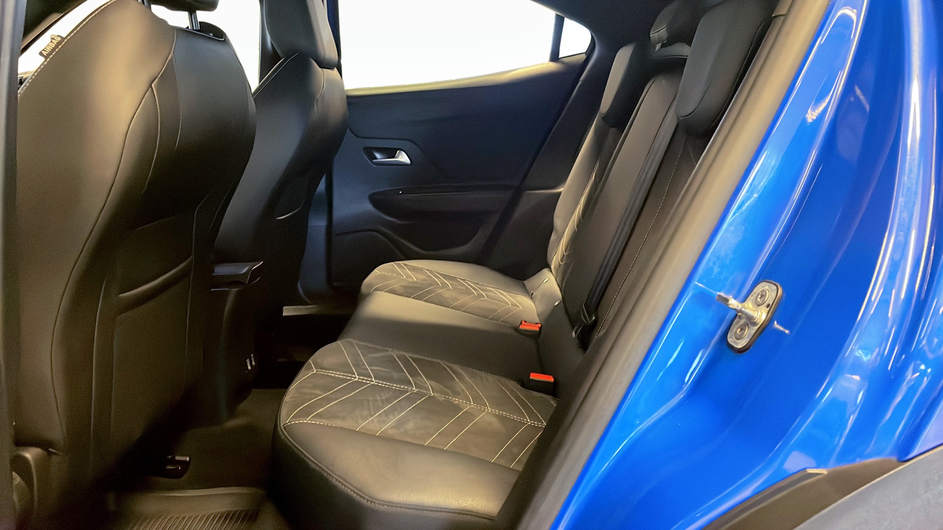 Opel Mokka UKA78C