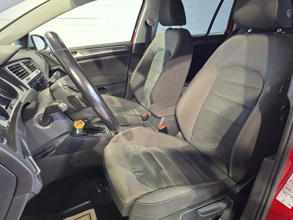 Volkswagen Golf Variant BiFuel UKC036