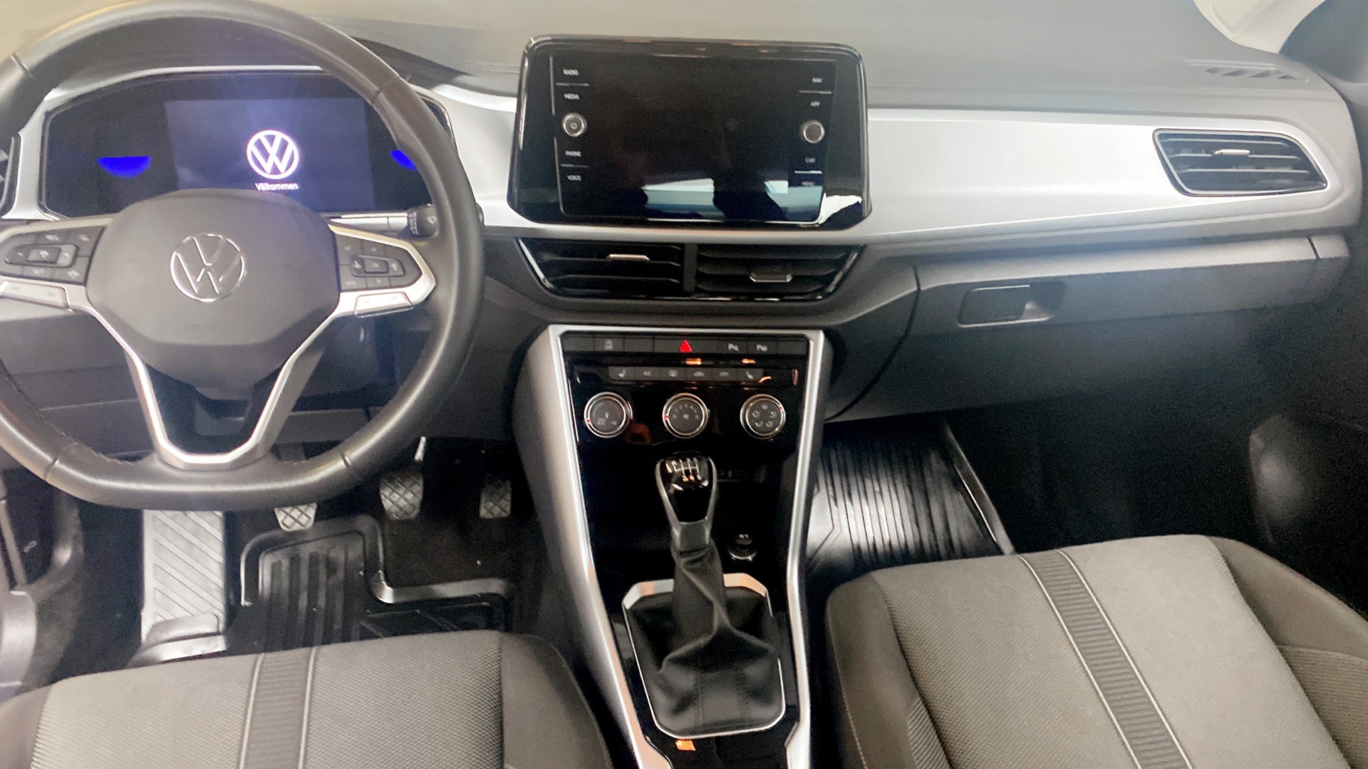 Volkswagen T-Roc UKC259